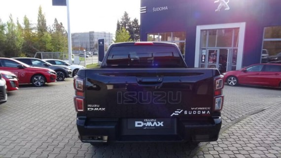 Isuzu D-Max V-Cross 2.2L 163K 4x4 8st. A/T (foto 39)