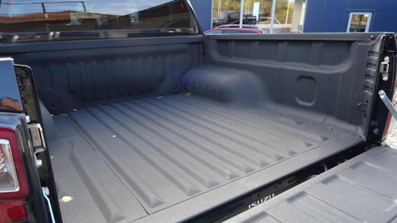 Isuzu D-Max V-Cross 2.2L 163K 4x4 8st. A/T (foto 41)