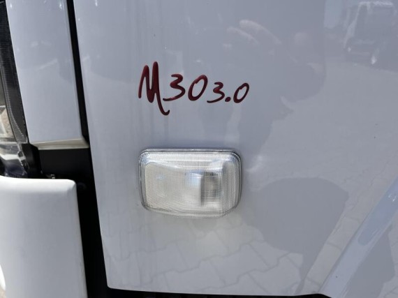 Isuzu M30 7,5t  3stranný sklápěč s rukou (foto 15)