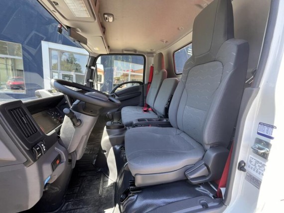 Isuzu M30 7,5t  3stranný sklápěč s rukou (foto 17)
