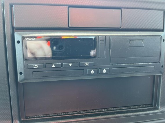 Isuzu M30 7,5t  3stranný sklápěč s rukou (foto 45)