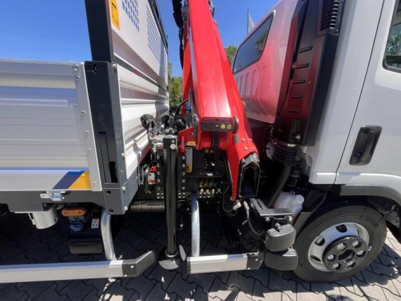 Isuzu M30 7,5t  3stranný sklápěč s rukou (foto 83)