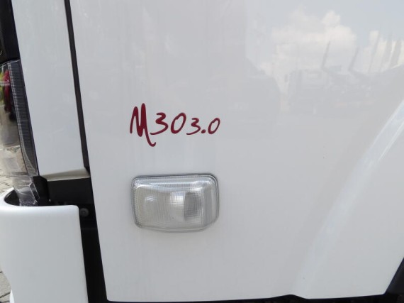 Isuzu M30 7,5t  3stranný sklápěč s rukou (foto 34)