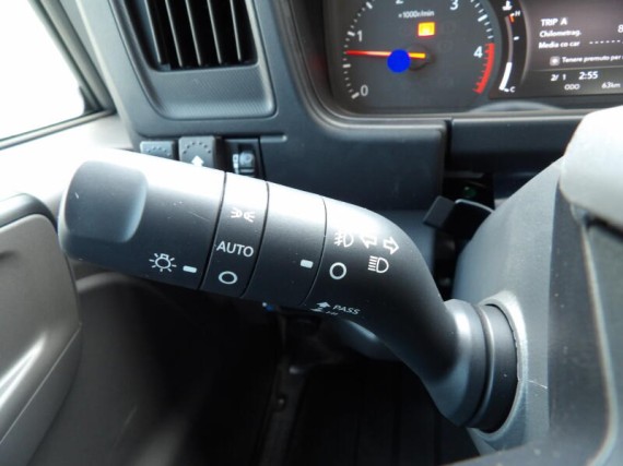 Isuzu M30 7,5t  3stranný sklápěč s rukou (foto 78)
