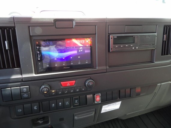 Isuzu M30 7,5t  3stranný sklápěč s rukou (foto 48)