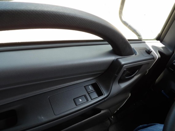 Isuzu M30 7,5t  3stranný sklápěč s rukou (foto 84)