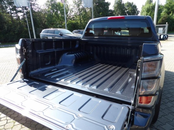 Isuzu D-Max LSE 2.2L 163K 4x4 8st. A/T (foto 9)