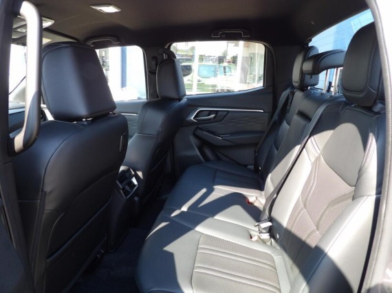 Isuzu D-Max LSE 2.2L 163K 4x4 8st. A/T (foto 11)