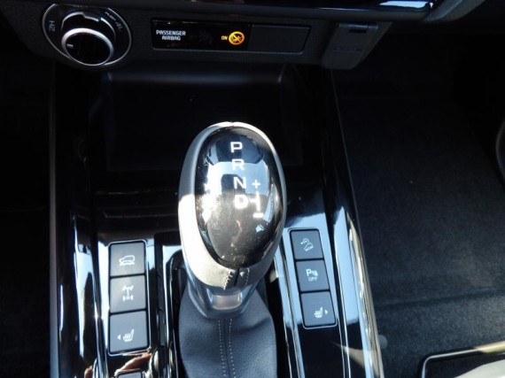 Isuzu D-Max LSE 2.2L 163K 4x4 8st. A/T (foto 31)