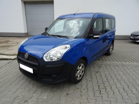 Fiat Dobló 1.3 JTD 66kw MAN5 (foto 2)