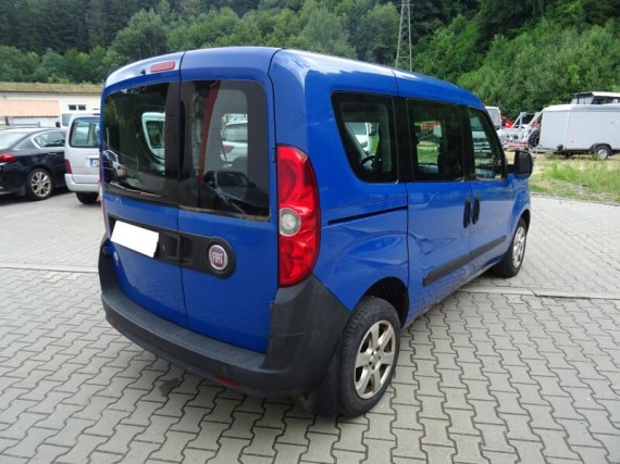 Fiat Dobló 1.3 JTD 66kw MAN5 (foto 6)
