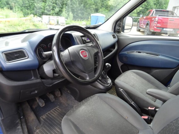 Fiat Dobló 1.3 JTD 66kw MAN5 (foto 15)