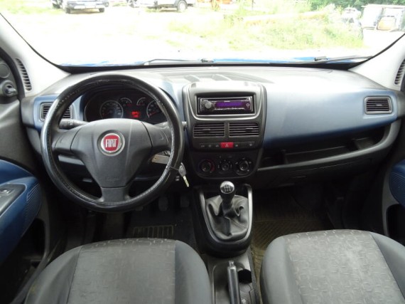Fiat Dobló 1.3 JTD 66kw MAN5 (foto 16)