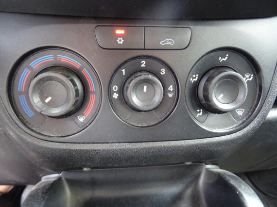 Fiat Dobló 1.3 JTD 66kw MAN5 (foto 23)