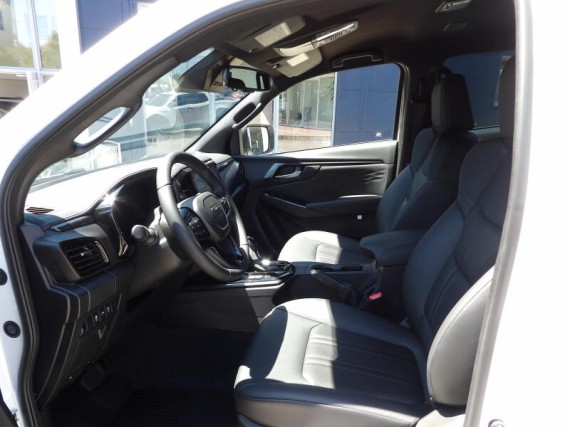 Isuzu D-Max LSE 2.2L 163K 4x4 8st. A/T (foto 1)