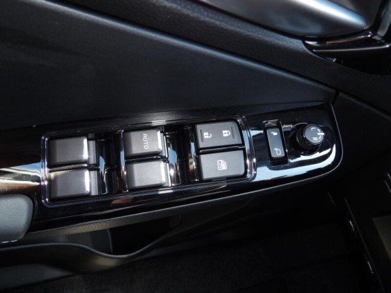 Isuzu D-Max LSE 2.2L 163K 4x4 8st. A/T (foto 24)