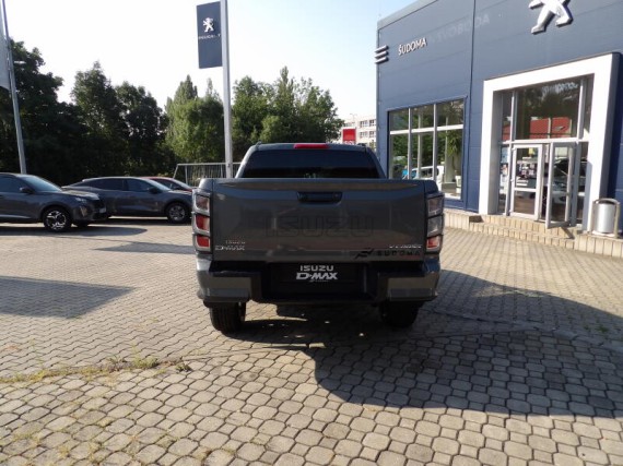Isuzu D-Max V-Cross 2.2L 163K 4x4 8st. A/T (foto 39)