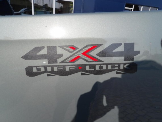 Isuzu D-Max V-Cross 2.2L 163K 4x4 8st. A/T (foto 48)