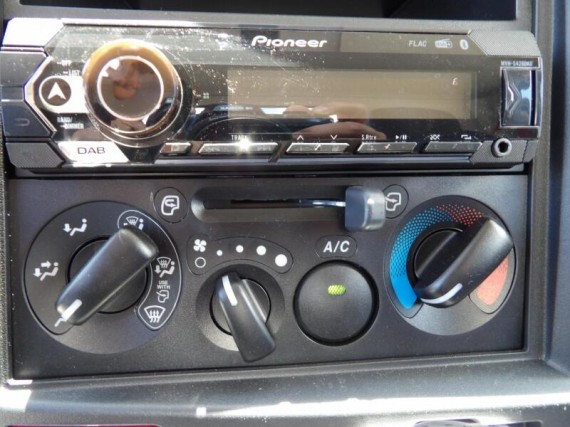 Isuzu M27 3,0L, hákový nosič kontejnerů (foto 12)