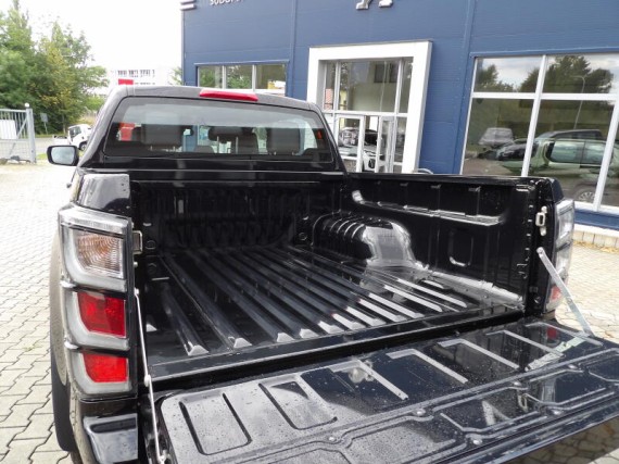 Isuzu D-Max LSE 2.2L 163K 4x4 8st. A/T (foto 42)