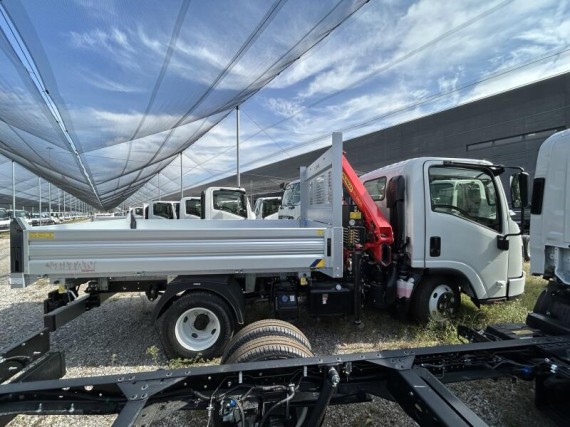 Isuzu M21 1,9L, 3s sklápěč s hydr. rukou (foto 4)
