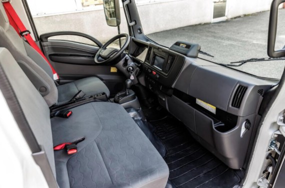 Isuzu M21 1,9L, 3s sklápěč s hydr. rukou (foto 7)