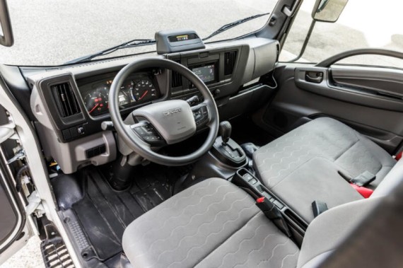 Isuzu M21 1,9L, 3s sklápěč s hydr. rukou (foto 8)