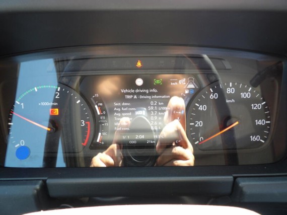 Isuzu F11 5.2L, 240k, MT6, (foto 30)