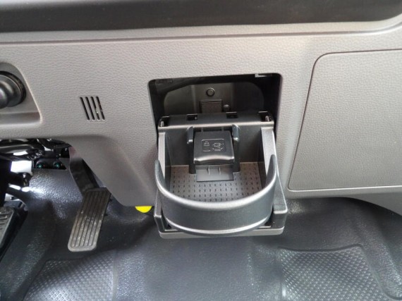 Isuzu M27 3.5t 3.0L 150k MAN5 (foto 20)