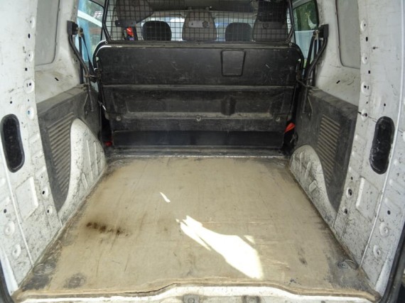 Peugeot Partner Polocombi 1,6HDi 90k MAN5 (foto 12)