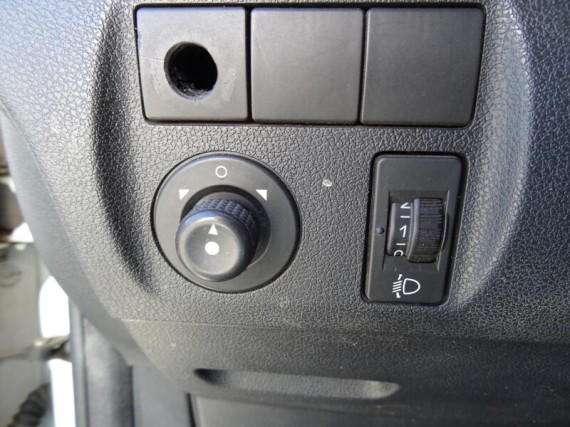 Peugeot Partner Polocombi 1,6HDi 90k MAN5 (foto 16)