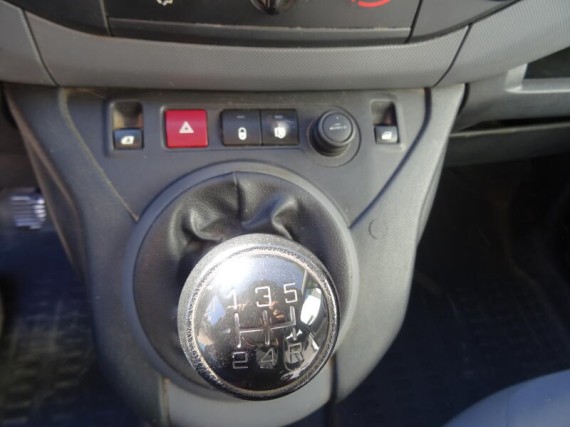 Peugeot Partner Polocombi 1,6HDi 90k MAN5 (foto 17)