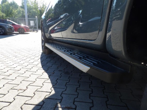 Isuzu D-Max LSE 2.2L 163K 4x4 8st. A/T (foto 5)