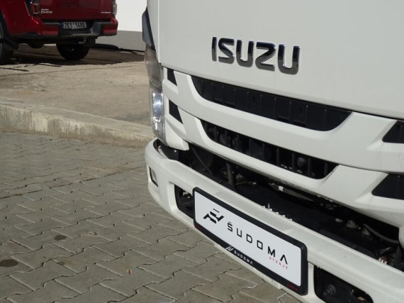 Isuzu M27 3,0L, hákový nosič kontejnerů (foto 4)