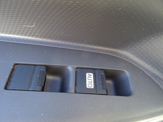 Isuzu M27 3,0L, hákový nosič kontejnerů (foto 19)