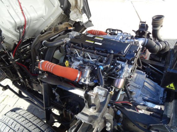 Isuzu M27 3,0L, hákový nosič kontejnerů (foto 32)