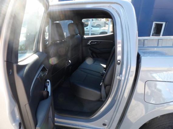 Isuzu D-Max LSE 2.2L 163K 4x4 8st. A/T (foto 32)