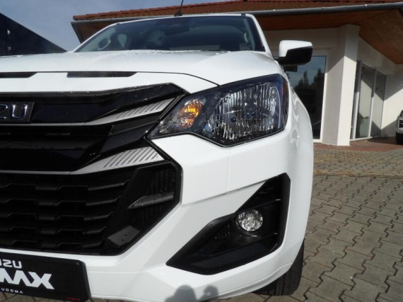 Isuzu D-Max SpaceCab LS 2.2L 163K 8st. A/T (foto 4)