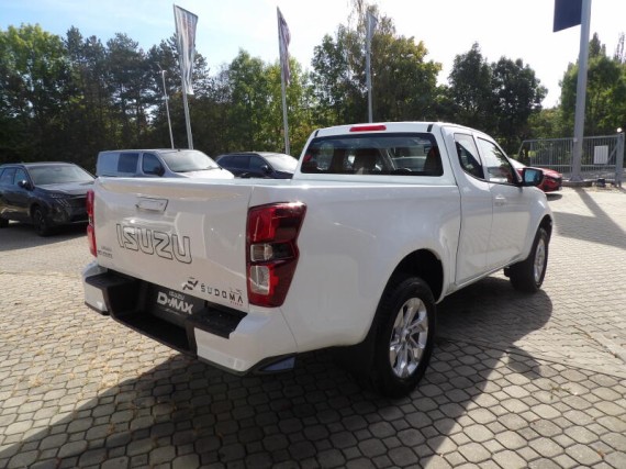 Isuzu D-Max SpaceCab LS 2.2L 163K 8st. A/T (foto 8)