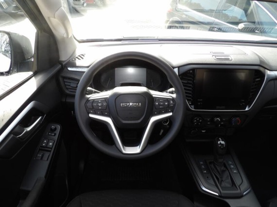 Isuzu D-Max SpaceCab LS 2.2L 163K 8st. A/T (foto 16)