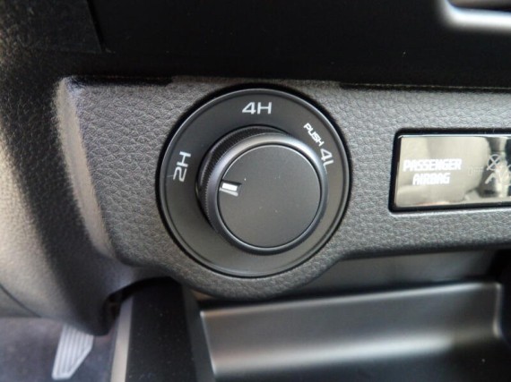 Isuzu D-Max SpaceCab LS 2.2L 163K 8st. A/T (foto 24)