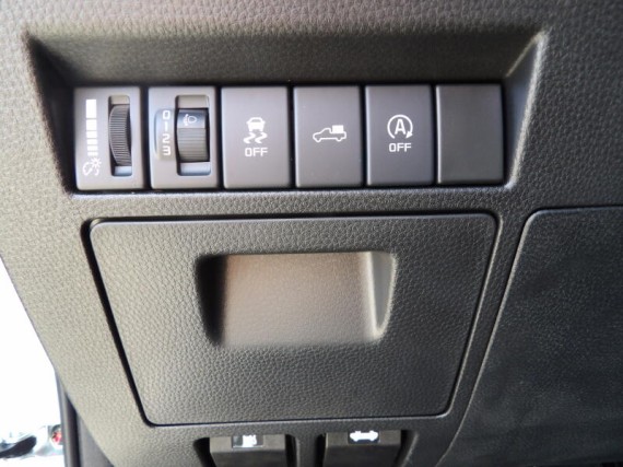 Isuzu D-Max SpaceCab LS 2.2L 163K 8st. A/T (foto 18)