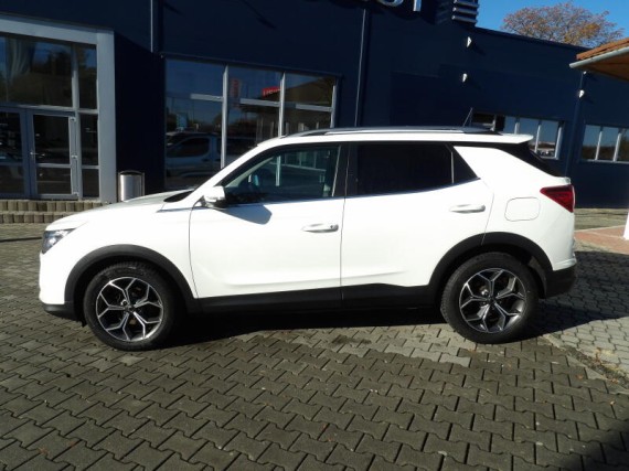 SsangYong Korando 1,5 T-GDi, 120kw, automat (foto 5)