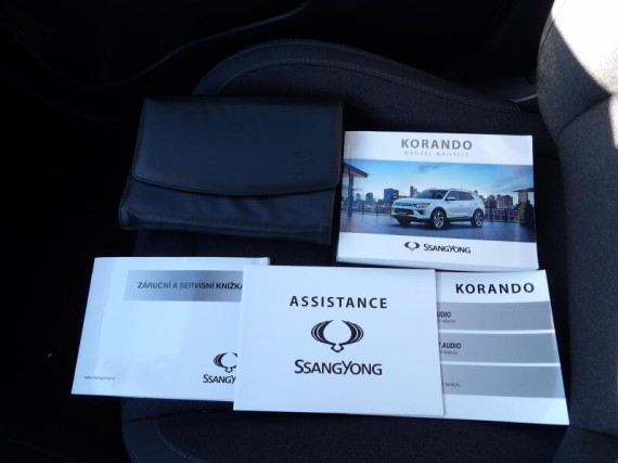SsangYong Korando 1,5 T-GDi, 120kw, automat (foto 31)