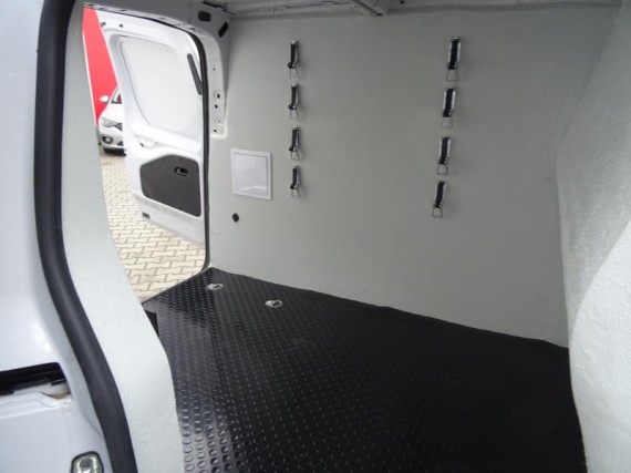 Peugeot Partner PARTNER Furgon L1 (foto 24)