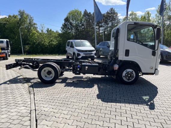 Isuzu M27 3,0L 150k MAN5 (foto 7)