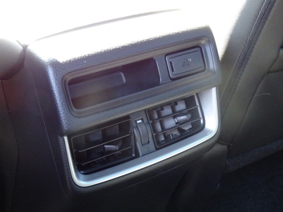 Isuzu D-Max V-Cross Double Cab 4x4 A/T (foto 15)