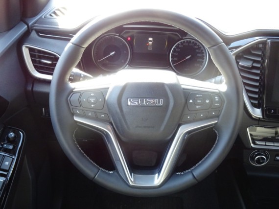 Isuzu D-Max V-Cross Double Cab 4x4 A/T (foto 19)