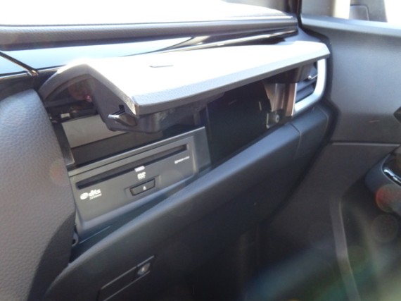 Isuzu D-Max V-Cross Double Cab 4x4 A/T (foto 40)
