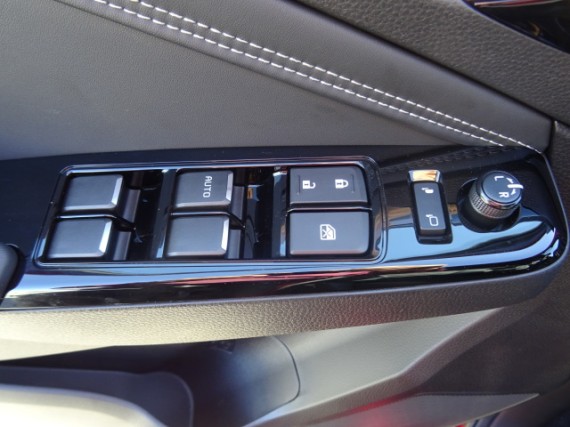 Isuzu D-Max V-Cross Double Cab 4x4 A/T (foto 22)